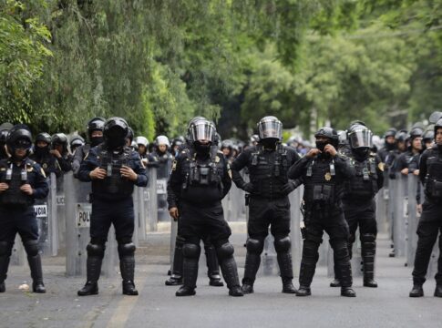 protesto-contra-faccoes-sacodem-governo-mexicano-(por-leonardo-barreto