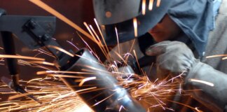 selic-alta-afetou-negativamente-atividade-economica,-dizem-economistas