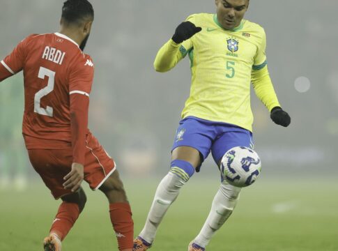 brasil-desperdica-penalti-e-nao-passa-de-empate-com-tunisia