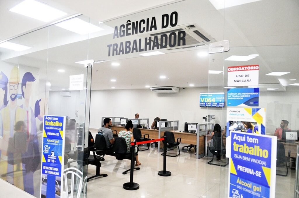 df-tem-452-vagas-nesta-quarta-feira-com-salarios-de-ate-r$-4-mil