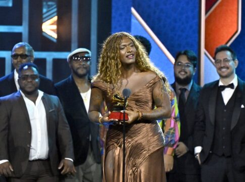 liniker-mostra-ao-mundo-uniao-de-musica-e-moda-ao-conquistar-3-grammys