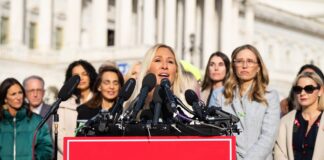 trump-deve-sancionar-lei-para-liberar-arquivos-do-caso-epstein