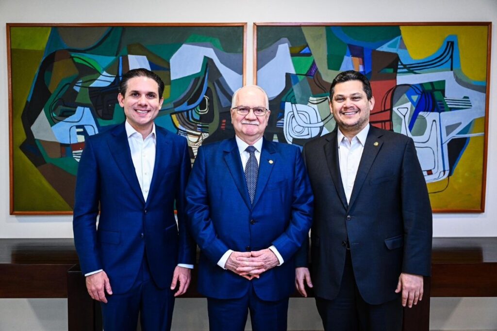 fachin,-motta-e-alcolumbre-se-reunem-apos-aprovacao-do-pl-antifaccao