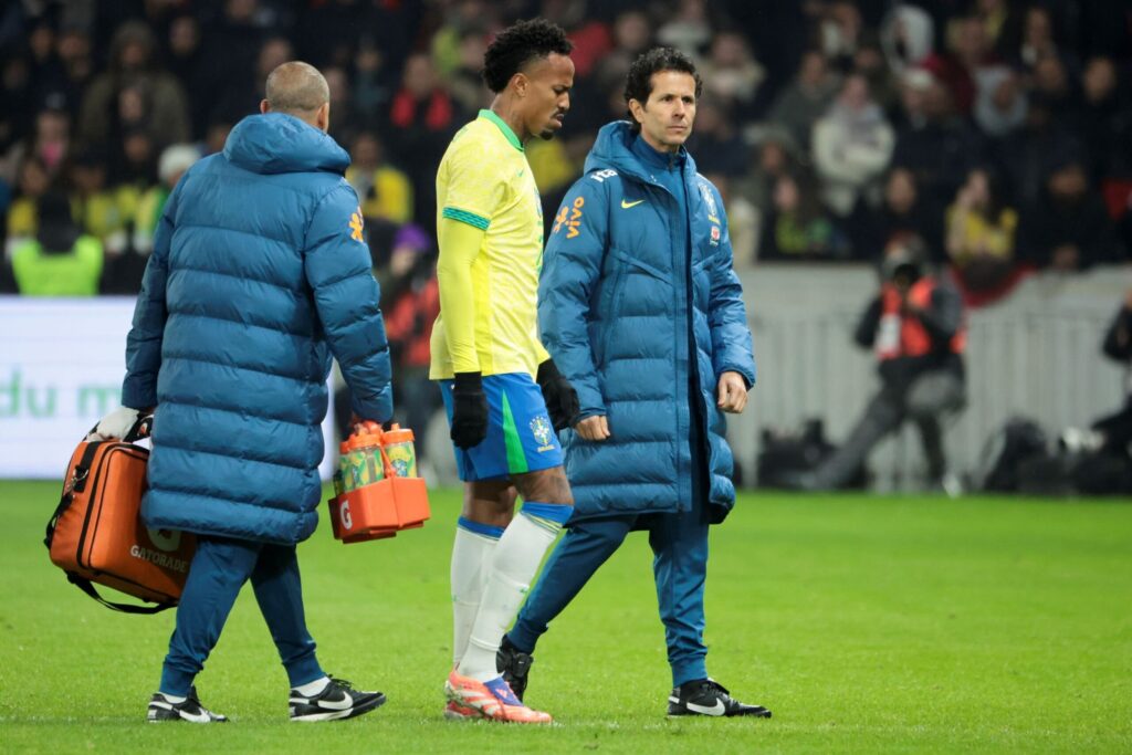 real-madrid-revela-detalhes-sobre-a-lesao-de-eder-militao-na-selecao