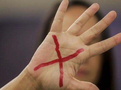 oms:-840-milhoes-de-mulheres-no-mundo-foram-alvo-de-violencia