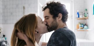 beijo-na-boca-e-coisa-do-passado?-habito-pode-ter-21,5-milhoes-de-anos