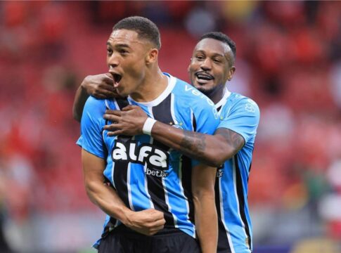 gremio-x-vasco-tem-duelo-de-artilheiros-em-fases-opostas;-veja-as-odds