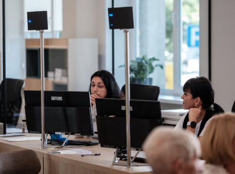 proporcao-de-trabalhadores-com-ensino-superior-cresce-e-alcanca-23,4%