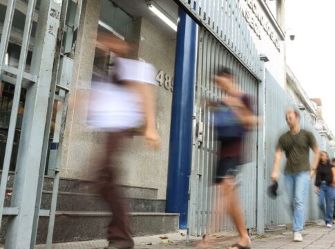 saiba-quais-sao-as-tres-questoes-anuladas-no-enem-2025