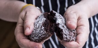 aprenda-a-fazer-“cookie-brownie”-de-chocolate-sem-gluten-e-lactose