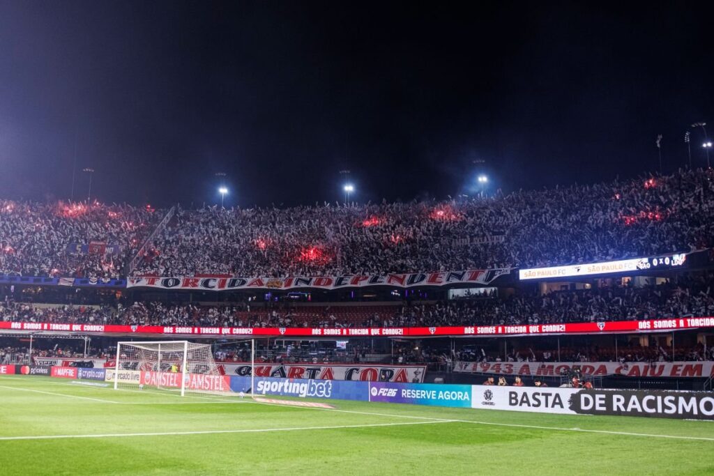 sao-paulo-faz-acordo-com-stjd-apos-cantos-homofobicos-no-morumbis