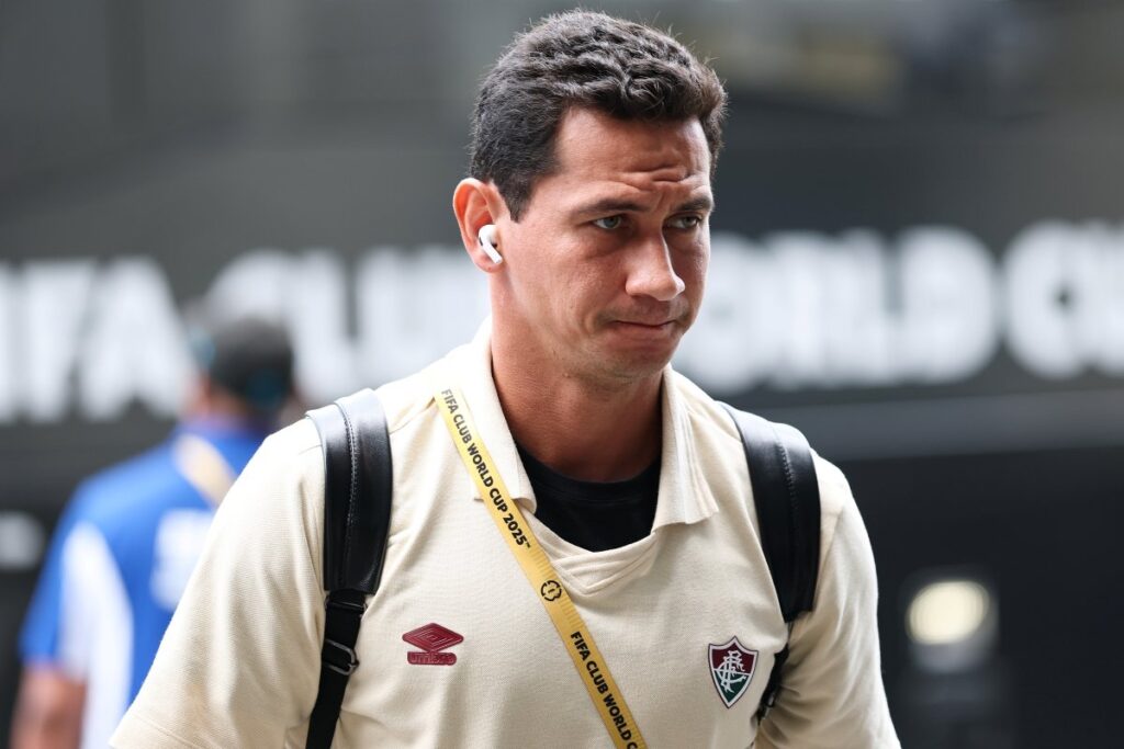 ganso-volta-a-ser-relacionado-pelo-fluminense-apos-dois-meses