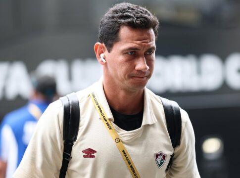 ganso-volta-a-ser-relacionado-pelo-fluminense-apos-dois-meses