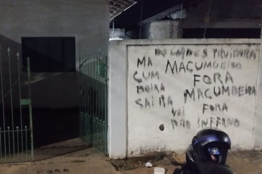 mulher-e-esfaqueada-7-vezes-por-casal-e-alega-intolerancia-religiosa