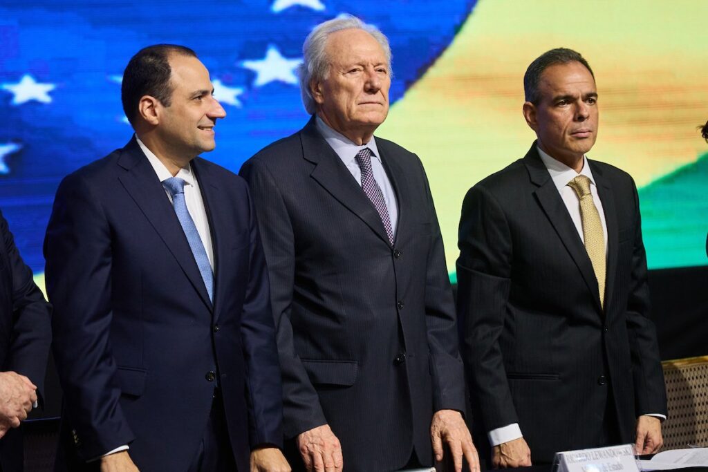 oab-celebra-95-anos-com-solenidade-prestigiada-no-teatro-nacional