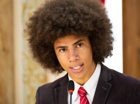 deputado-do-pr-filmado-em-briga-de-rua-diz-que-sofreu-racismo