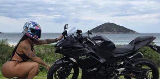 dona-do-maior-bumbum-do-pais-enfrenta-desafio-na-motovelocidade