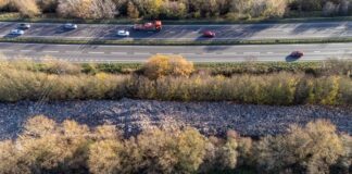 visivel-do-espaco,-montanha-de-lixo-na-inglaterra-gera-temor.-veja-imagens