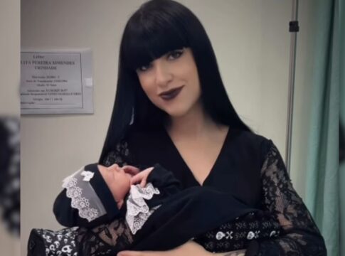 mae-gotica-de-sp-da-a-luz-a-sua-primeira-filha-no-halloween:-“loucura”