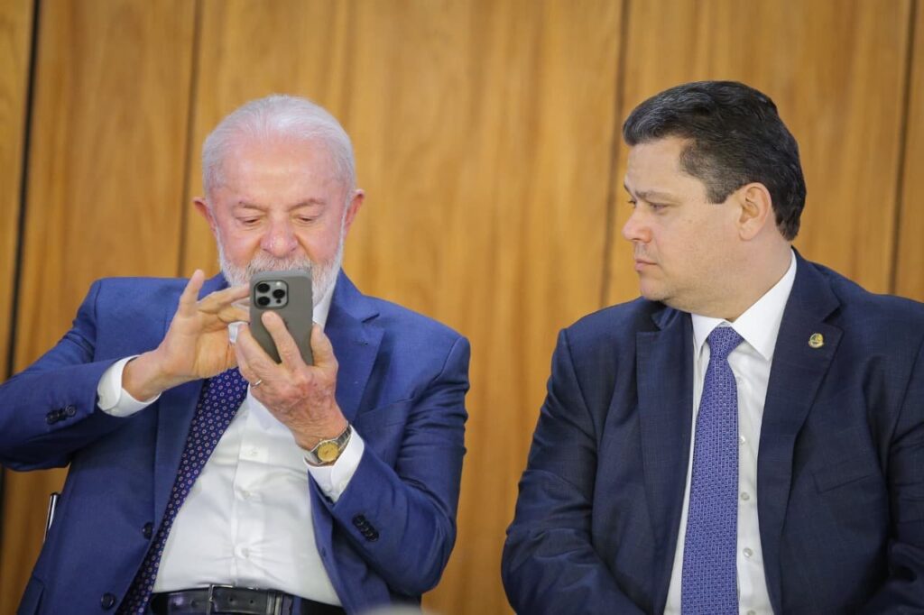 lula-nao-ligou-para-alcolumbre-para-comunicar-escolha-por-messias