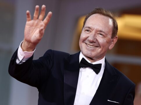 astro-vencedor-do-oscar-diz-estar-endividado-apos-acusacoes-de-abuso