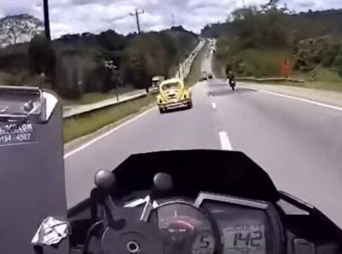 “fuscamaro”-amarelo-passou-de-140-km/h-durante-fuga-de-cinema-em-sp
