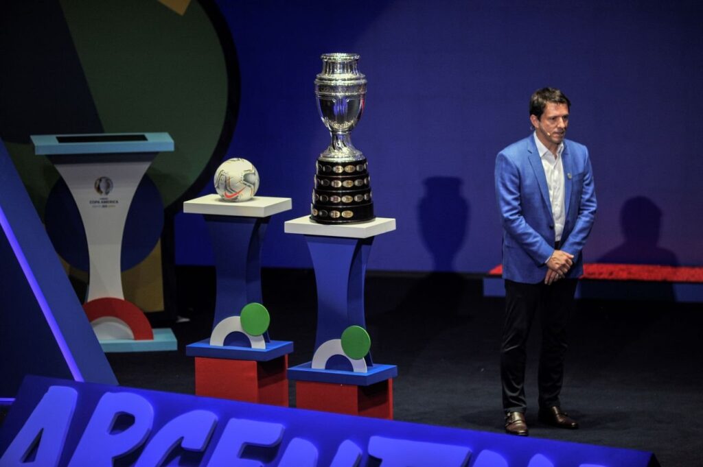 ex-atleta-brasileiro-e-elogiado-por-idolo-ingles-e-comparado-com-messi