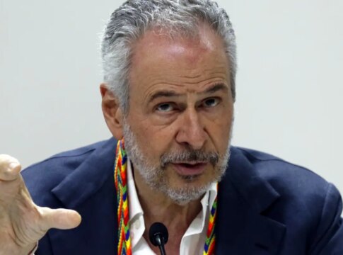 presidente-da-cop30-preve-prolongamento-das-negociacoes-apos-incendio