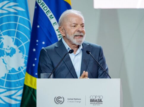 lula-diz-que-reducao-de-tarifas-ainda-“nao-e-tudo-que-o-brasil-quer”