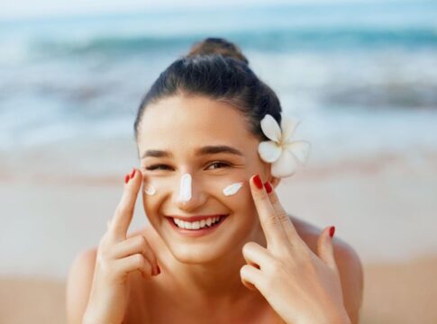 pele-renovada:-7-novidades-na-necessaire-de-verao-2025/26