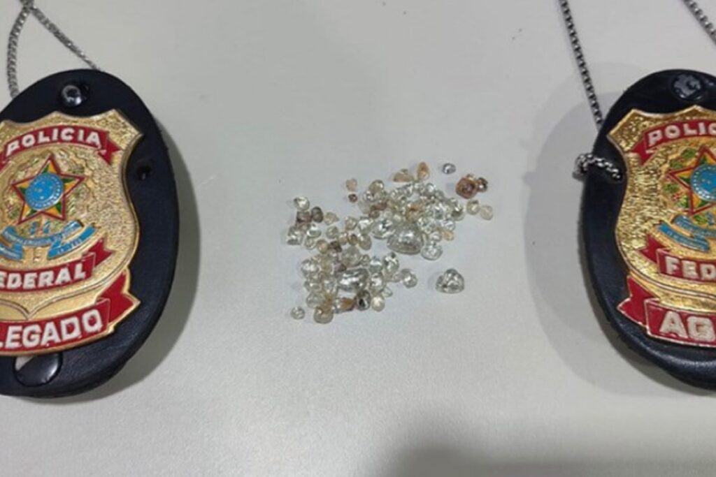 pf-prende-grupo-que-negociava-venda-clandestina-de-diamantes