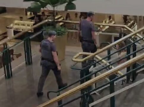 policia-recupera-37-dos-70-relogios-de-luxo-roubados-de-shopping-em-sp