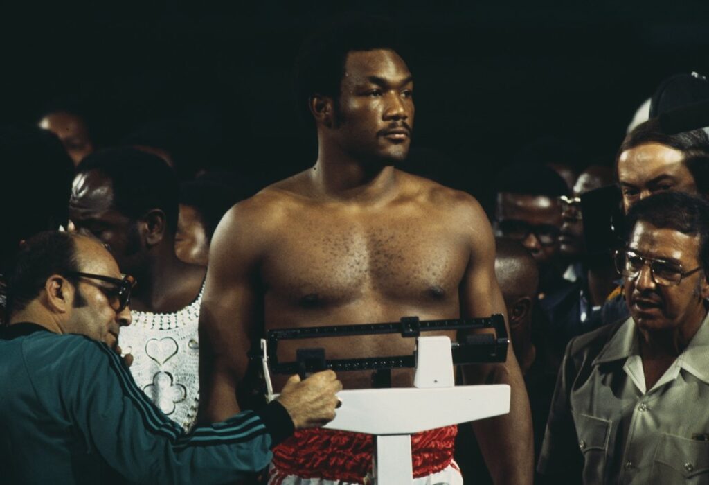george-foreman:-conheca-a-historia-da-lenda-do-boxe-que-inspirou filme