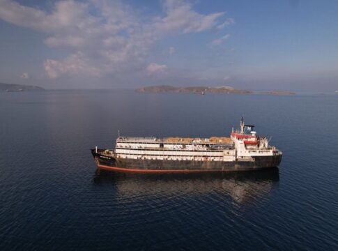 navio-com-cerca-de-3-mil-vacas-a-beira-da-morte-retorna-ao-uruguai