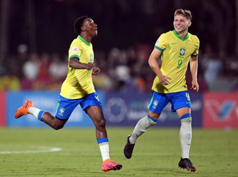 com-gol-no-fim,-brasil-bate-marrocos-e-vai-a-semi-do-mundial-sub-17