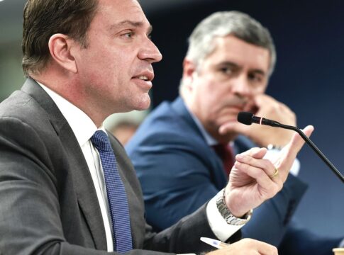 moraes-determina-prisao-de-ramagem-apos-deputado-ser-visto-em-miami