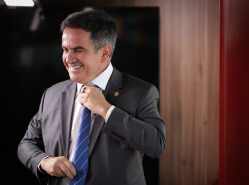 festa-de-ciro-nogueira-reune-cupula-do-centrao-ao-som-de-latino-em-sp