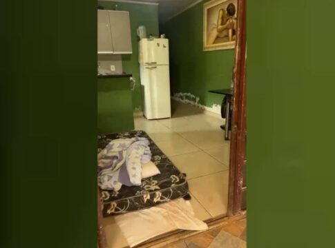 mulher-que-matou-enteada-de-7-anos-fumou-cigarro-antes-de-se-entregar