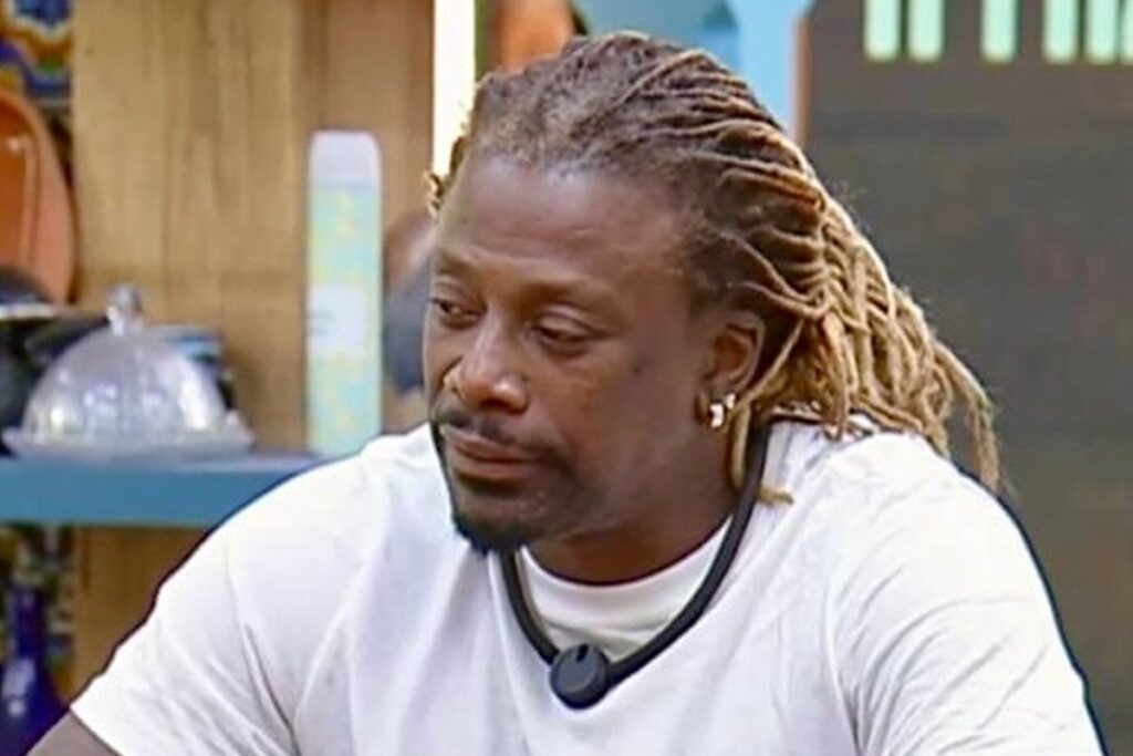 a-fazenda-17:-peao-decide-se-segue-no-jogo-apos-internacao-da-mae