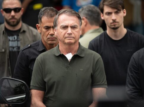 defesa-de-bolsonaro-usa-caso-collor-para-pedir-prisao-domiciliar