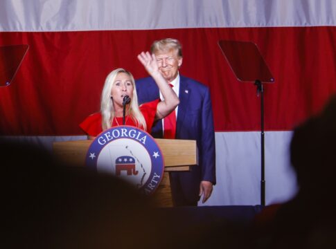 deputada-republicana-vai-renunciar-ao-cargo-apos-briga-com-trump