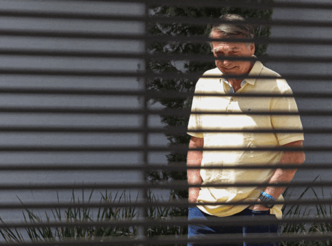 bolsonaro-e-preso-dias-antes-de-receber-tarcisio-e-derrite