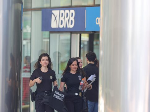 escandalo-capaz-de-destruir-catedrais-(por-andre-gustavo-stumpf)