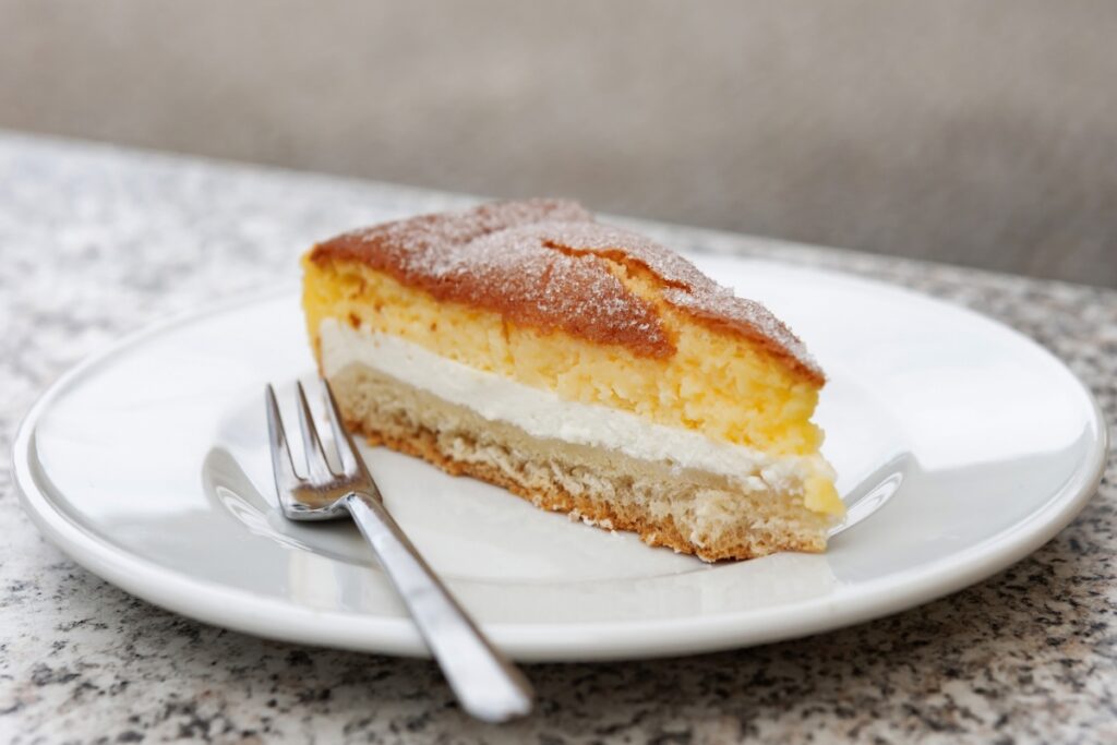 aprenda-a-fazer-bolo-d’agua,-receita-facil-sem-ovo-e-sem-leite