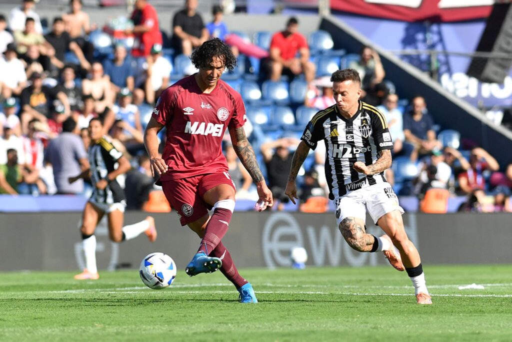 atletico-mg-e-lanus-se-enfrentam-na-final-da-sul-americana.-acompanhe