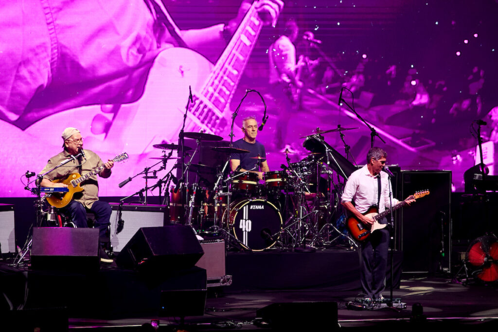 paralamas-do-sucesso-lota-o-festival-estilo-brasil-em-noite-de-rock