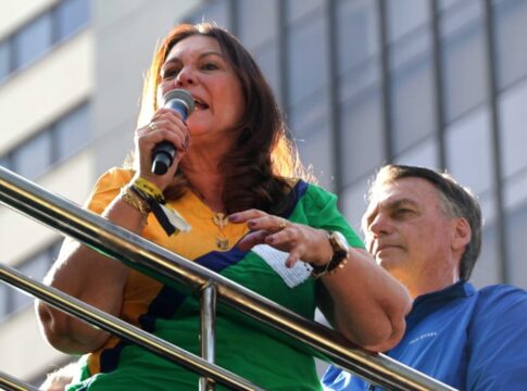 bia-kicis-sobre-prisao-preventiva-de-bolsonaro:-“criminaliza-a-oracao”