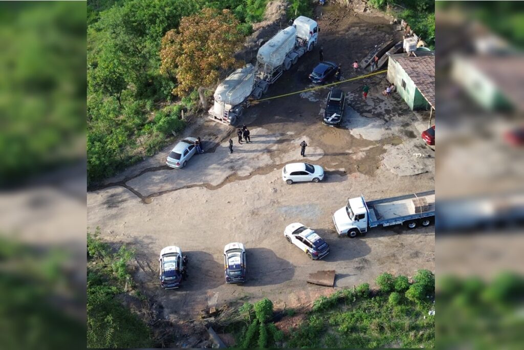 homem-e-surpreendido-por-trio-encapuzado-e-morre-a-tiros-no-df