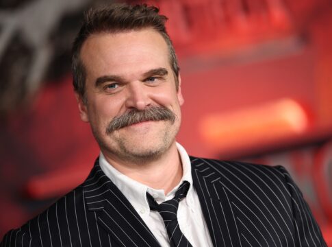 david-harbour-fala-sobre-stranger-things-apos-denuncia-de-assedio