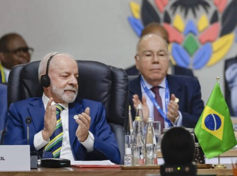 no-2o-dia-de-g20,-lula-alerta-para-risco-do-“colonialismo-digital”